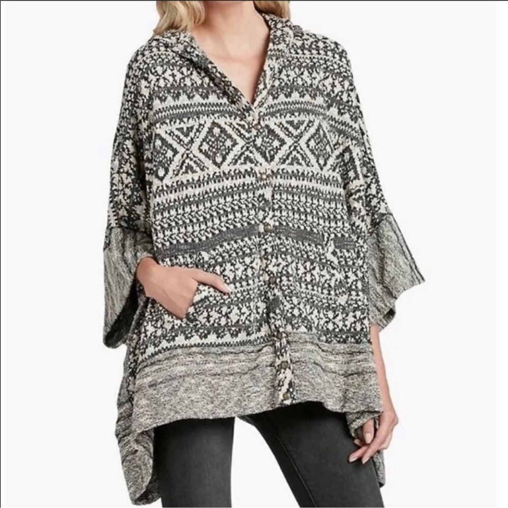 Lucky Brand Southwestern Bohemian Jacquard and Terry Hooded Snap Poncho Sweater